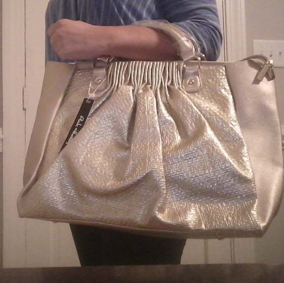 LAST ONE!! PH Large Glam Weekender Tote - Picture 5 of 7